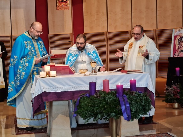 Fest Maria Empfängnis / Chaldäische Gemeinschaft Feier der göttlichen Liturgie