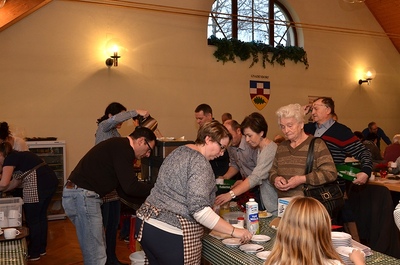 Pfarrkaffee im Gemeindesaal