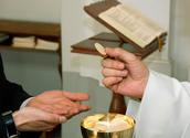 Handkommunion, Evangeliar / Rupprecht@kathbild.at