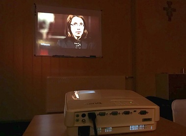 Eine Frau kämpft um Aufklärung