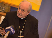 Kardinal Christoph Schönborn / Karl Füsselberger Wiener Fotoschule