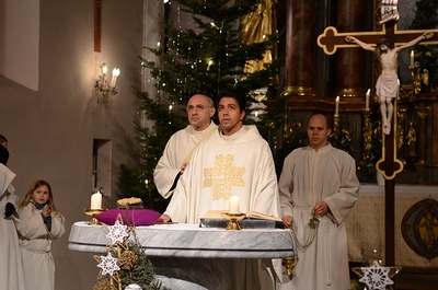 Heiliger Abend - Feier mit Pater Roger