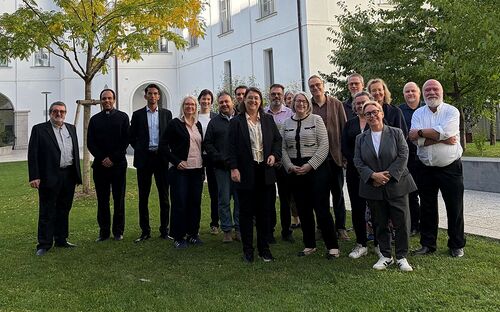 Teilnehmer:innnen des Eurocat-Treffen in Wien
