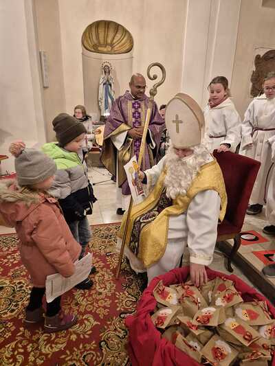 Familienmesse mit Nikolofeier