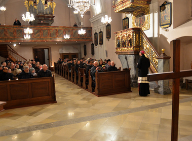 Kreuzweg als Abschluss der Bischöflichen Visitation