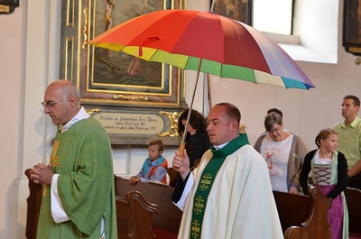 Familienmesse am Dirndlgwandsonntag 2019 in der Pfarre Gnadendorf