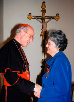 Kardinal Christoph Schönborn würdigte mehrmals das Engagement von Elisabeth Gerhardus.