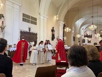 Gottesdienst und Pfarrfest in Asparn/Zaya