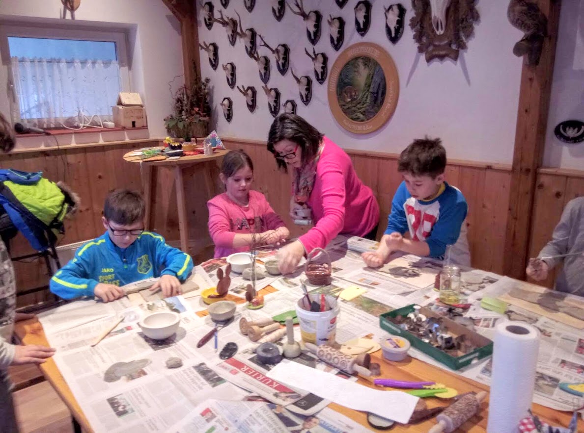 Jungschar / Martina Dorn Töpfern