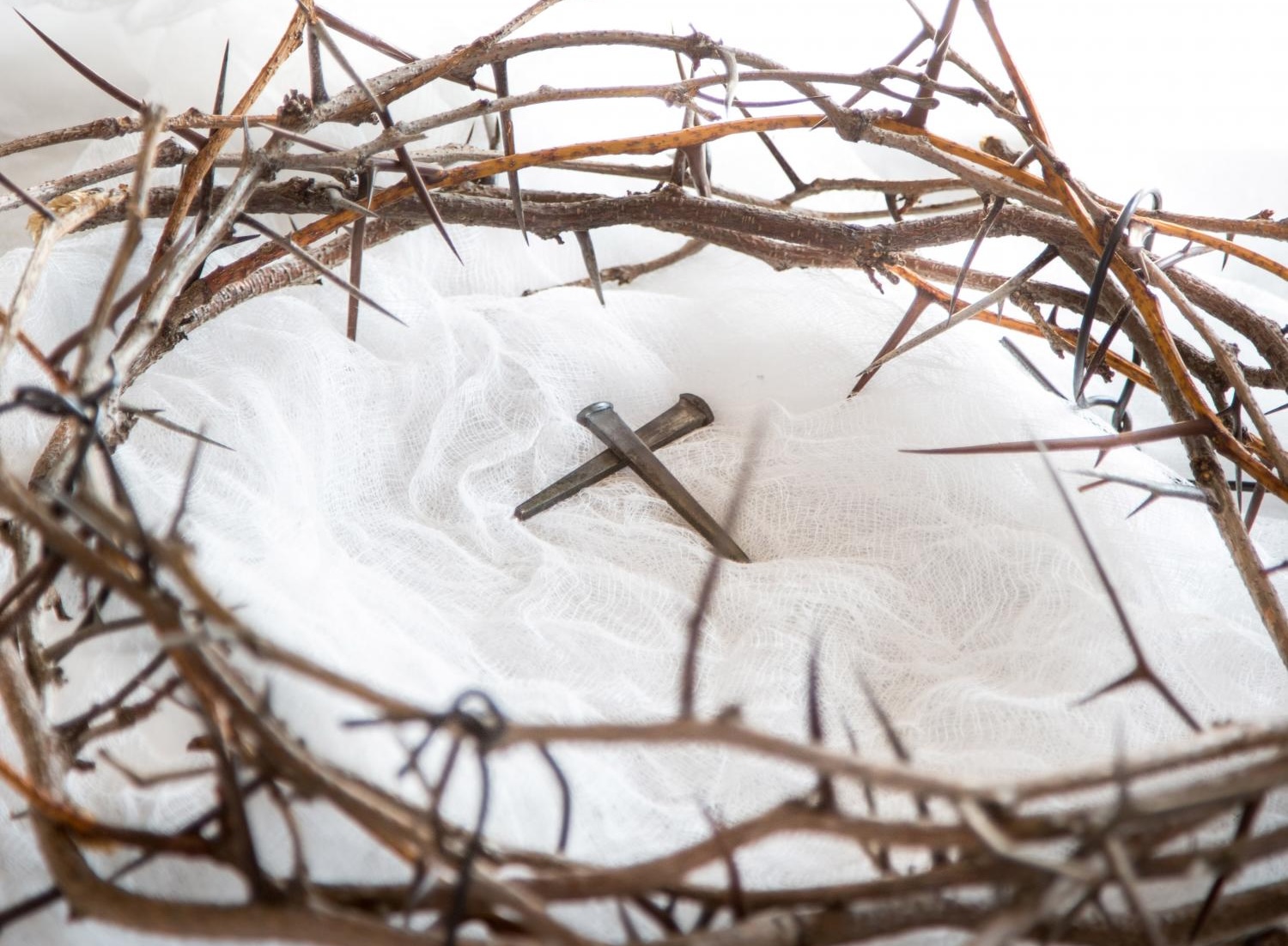 Dornenkrone und Nägel / flickr / pfarrbriefservice.de Dornenkrone und Nägel