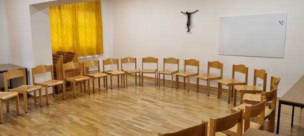 Sprengelsaal2 / Pfarre Machstraße