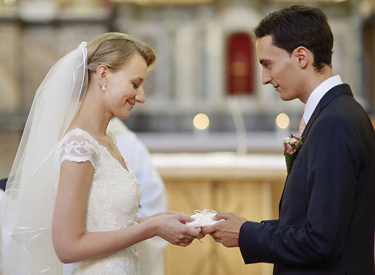 kirchliche Hochzeit, Ehe, Ehepaar 