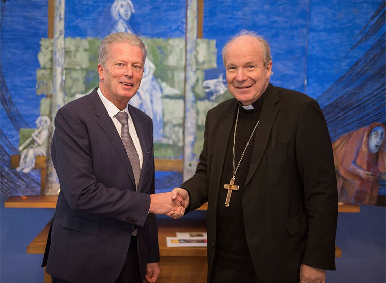 Besuch von Reinhold Mitterlehner im Dezember 2016 bei Kardinal Christoph Schönborn.