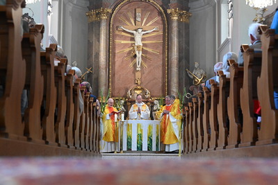 Festmesse und Agape
