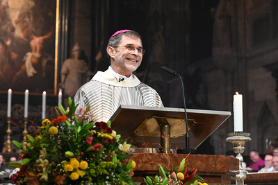 Bischofsweihe und Amtseinführung im Stephansdom