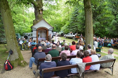 Die Jagdgesellschaft Gnadendorf lud zur Jägermesse bei der Bildeiche ein.