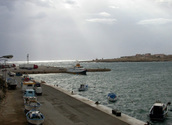 commons.wikimedia.org/Bickel / Hafen Lampedusa