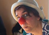 Clown und Spiritualität: Constanze Moritz alias Gwendolin Grübel. Foto: Wolfgang Ehrendorfer, Pfarre Oberbaumgarten