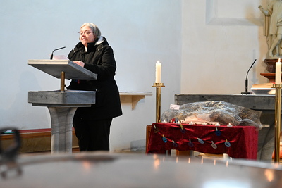 Karfreitagsliturgie in der Kirche in Wenzersdorf