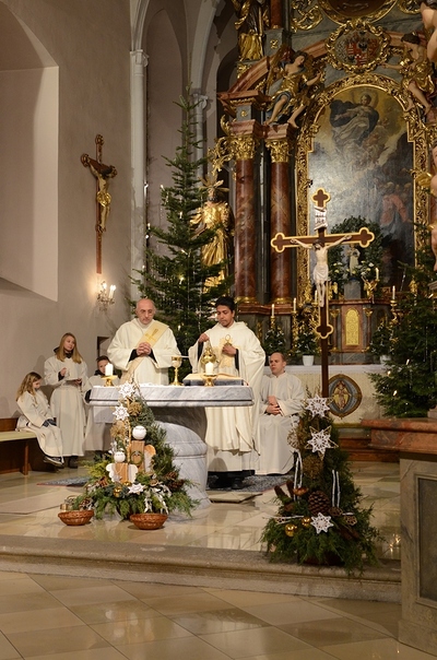 Heiliger Abend - Feier mit Pater Roger