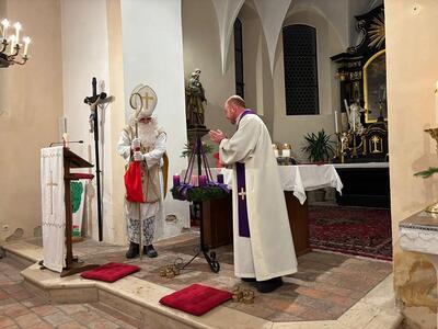 Hl. Nikolaus besuchte die Pfarrgemeinde Ameis