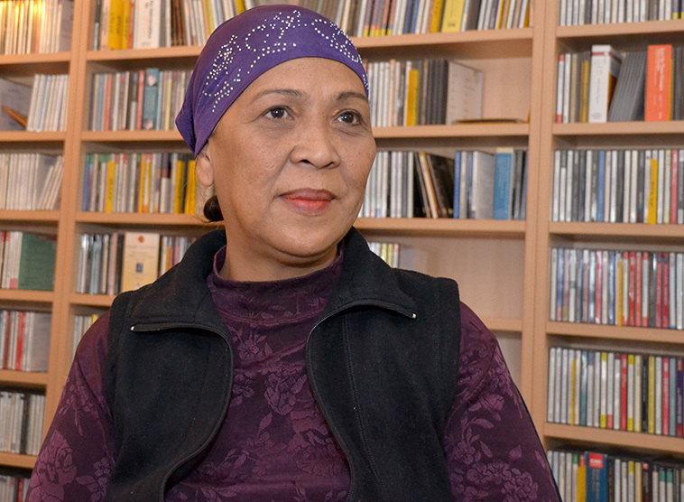 Frauenrechtlerin Yuen Abana