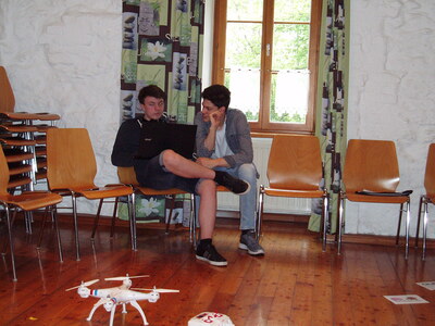 OLYMPUS DIGITAL CAMERA         