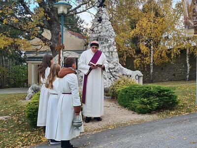 Friedhofsgang in Gnadendorf