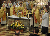 Festgottesdienst mit Kardinal Christoph Schönborn zum Weihejubiläum von Bischof Küng/kathbild.at,rupprecht