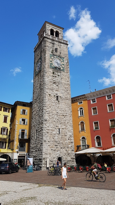 Busreise nach Oberitalien / M. Hersch / Reisegruppe