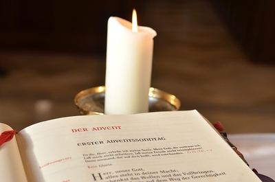 Segnung der Adventkränze