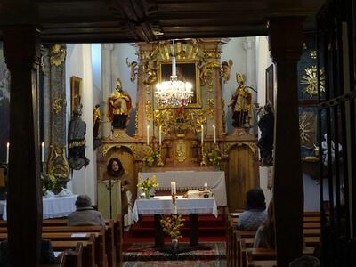 Gottesdienst und Speisensegnung in Föllim