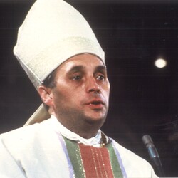 Weihbischof Helmut Krätzl bei seiner Bischofsweihe am 20.11.1977