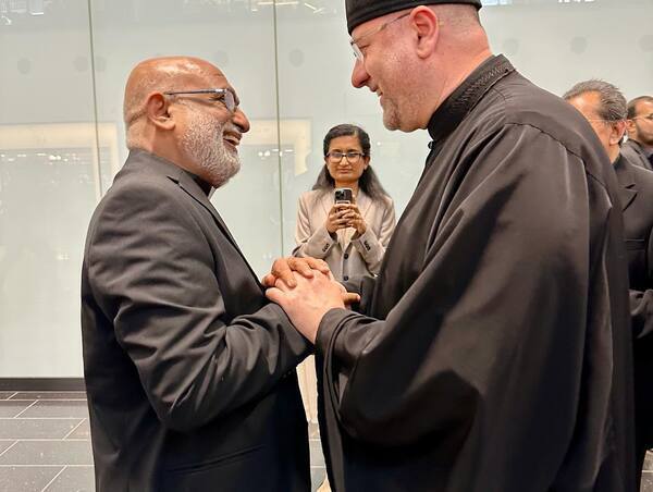 Ankunft von Großerzbischof Thattil in Wien / Johannes Pazhedath Ankunft von Großerzbischof Thattil in Wien