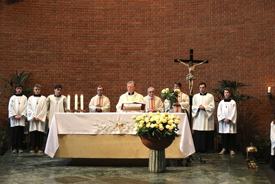 50-Jahr-Jubiläum Pfarrkirche Unterheiligenstadt / M. Lahner/B. Dobosz
