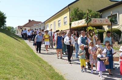 Fronleichnam 2015 in der Pfarre Gnadendorf