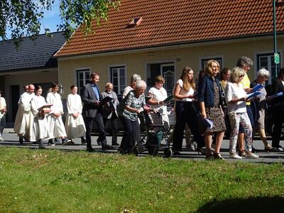 Feier des Fronleichnamsfestes in Ameis