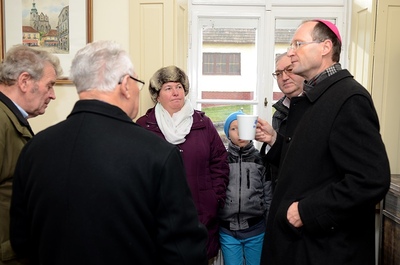 Agape und Begegnung im Pfarrhof
