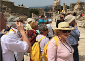 Pilger in Ephesus / erzdioezese-wien.at M. Prüller