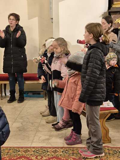 Familienmesse mit Nikolofeier