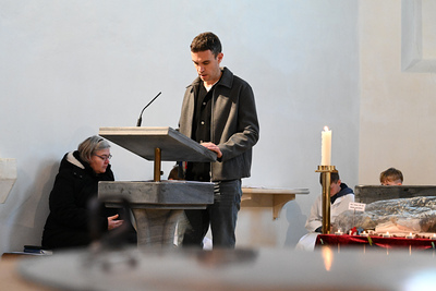 Karfreitagsliturgie in der Kirche in Wenzersdorf