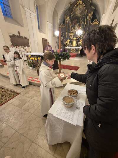 Familienmesse mit Nikolofeier