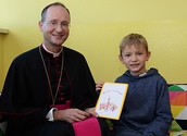 Bischof Turnovszky besucht die Volksschule Gnadendorf