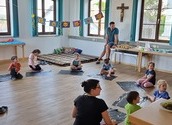 Jesus, der Brückenbauer — die Kinder basteln ...