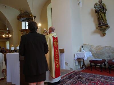 Feierlicher Gottesdienst in Ameis