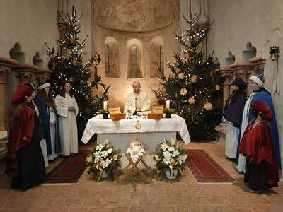 Festmesse mit den Sternsingern