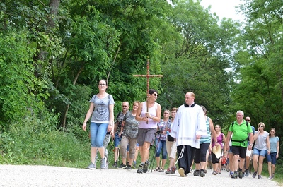 Marterlwanderung und Segnung Auchmannkreuz, am Sonntag, den 3. Juni 2018