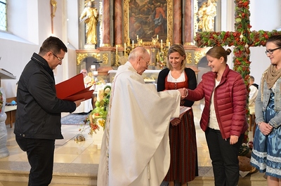 Verabschiedung der ausgeschiedenen PGR und Begrüßung der neuen Pfarrgemeinderäte