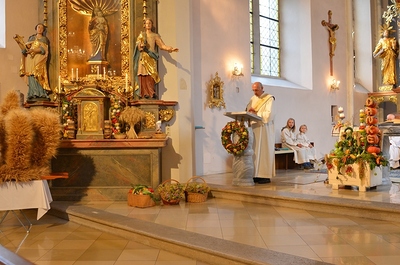 Festmesse in der Pfarrkirche