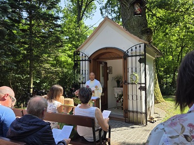 Maiandacht bei der Bildeichenkapelle